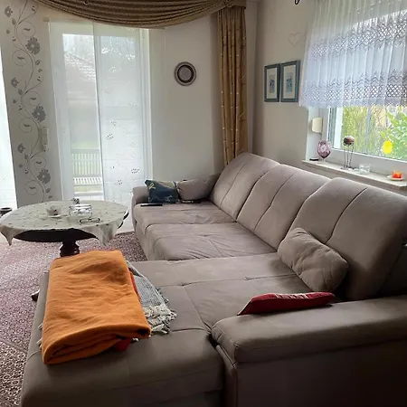House In Gartenstadt بيت للعطل روستوك