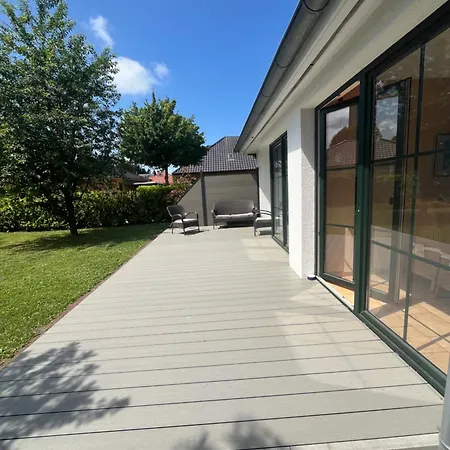 بيت للعطل House In Gartenstadt *